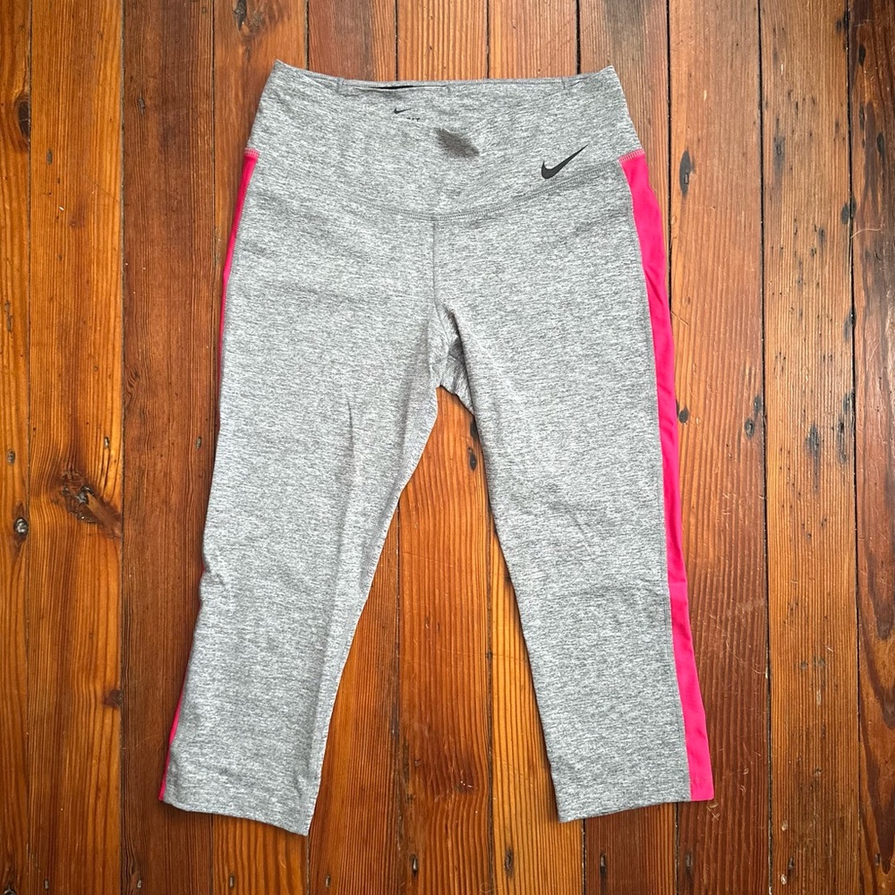 Nike Dri-Fit side panel cropped legging Medium